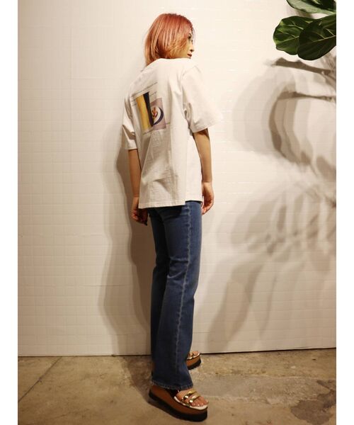 MURUA（ムルーア）の「ブロックフォトTシャツ（Tシャツ/カットソー・レディース・ダークグレー/オレンジ/ホワイト・FREE）」の4枚目の写真