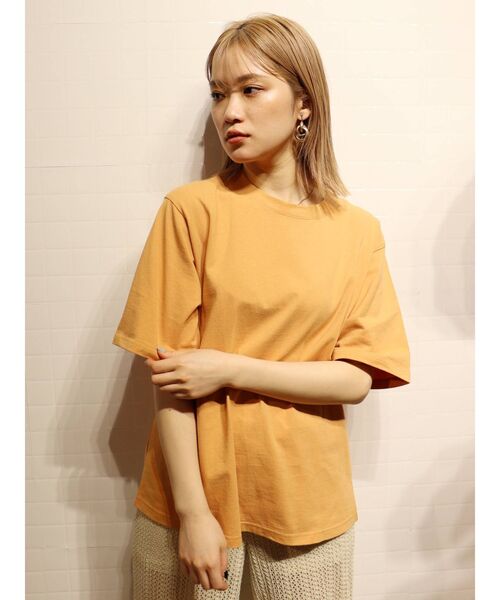 MURUA（ムルーア）の「ブロックフォトTシャツ（Tシャツ/カットソー・レディース・ダークグレー/オレンジ/ホワイト・FREE）」の7枚目の写真