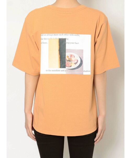 MURUA（ムルーア）の「ブロックフォトTシャツ（Tシャツ/カットソー・レディース・ダークグレー/オレンジ/ホワイト・FREE）」の13枚目の写真