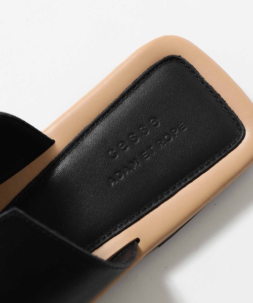 ADAM ET ROPE'（アダムエロペ）の「【CESSE】スクエアトゥ バイカラー レザーサンダル（サンダル・メンズ・ブラック・41/42/43）」の5枚目の写真