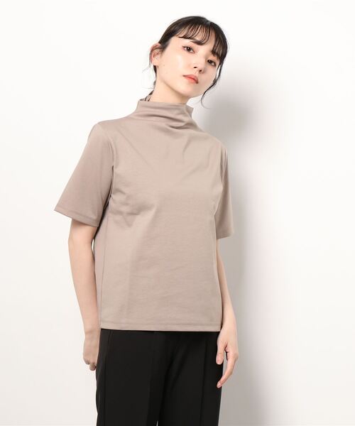 Q(キュー)の「ボトルネック5分袖T(Tシャツ/カットソー・レディース・アイボリー/ブラック/ベージュ・MEDIUM)」の6枚目の写真