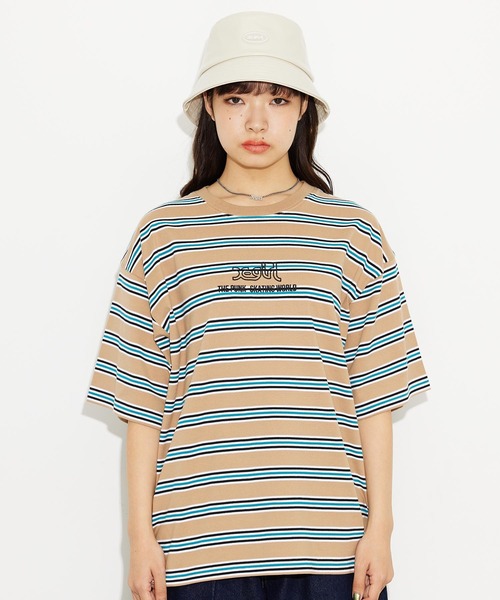 X-girl（エックスガール）の「STRIPED H/S TEE/ビッグシルエット/ストライプ/ボーダー/ハーフスリーブ Tシャツ（Tシャツ/カットソー・レディース・ベージュ/グリーン/ブラック・ONE SIZE）」の7枚目の写真