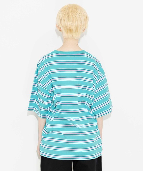 X-girl（エックスガール）の「STRIPED H/S TEE/ビッグシルエット/ストライプ/ボーダー/ハーフスリーブ Tシャツ（Tシャツ/カットソー・レディース・ベージュ/グリーン/ブラック・ONE SIZE）」の6枚目の写真