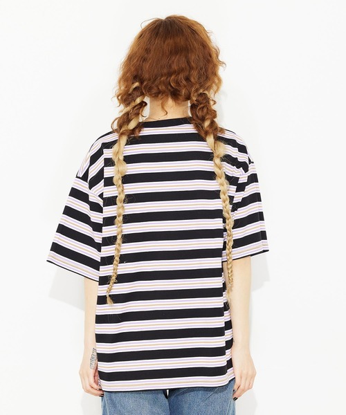 X-girl（エックスガール）の「STRIPED H/S TEE/ビッグシルエット/ストライプ/ボーダー/ハーフスリーブ Tシャツ（Tシャツ/カットソー・レディース・ベージュ/グリーン/ブラック・ONE SIZE）」の22枚目の写真