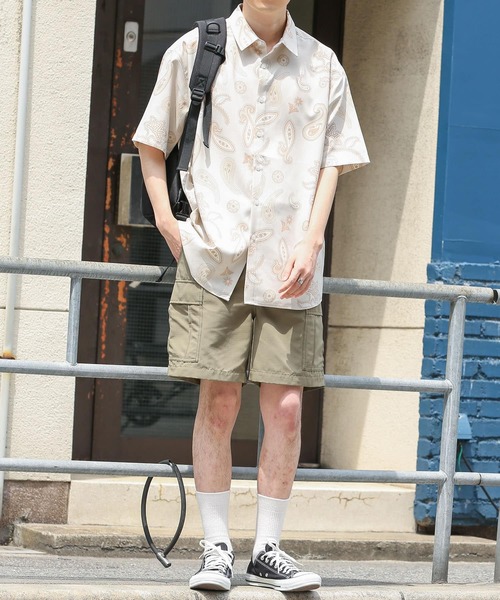 SENSE OF PLACE by URBAN RESEARCH（センスオブプレイスバイアーバンリサーチ）の「ワイドカーゴショートパンツ（カーゴパンツ・メンズ・カーキ/ブラック・MEDIUM/LARGE）」の3枚目の写真