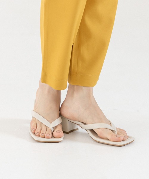 LEPSIM（レプシィム）の「ヒールトングサンダル　344214（サンダル・レディース・ブラック/アイボリー・LARGE/MEDIUM）」の4枚目の写真