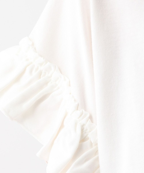 LEPSIM(レプシィム)の「ソデフリルプルオーバー2 347893(Tシャツ/カットソー・レディース・ブラック/オフホワイト/カーキ/イエロー・FREE)」の15枚目の写真