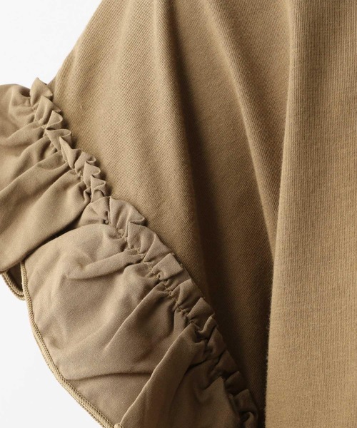 LEPSIM(レプシィム)の「ソデフリルプルオーバー2 347893(Tシャツ/カットソー・レディース・ブラック/オフホワイト/カーキ/イエロー・FREE)」の6枚目の写真