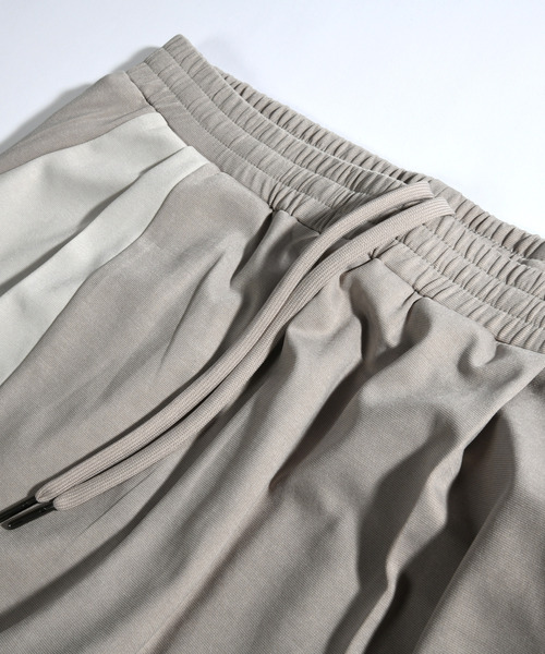 neos(ネオス)の「【neos -addictive design-】ルーズシルエット 切替 ライン セミワイド パンツ(その他パンツ・メンズ・ワインレッド/グレー/ブラック・LARGE/MEDIUM)」の21枚目の写真