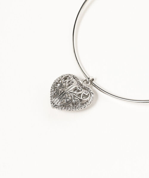 Ray BEAMS（レイビームス）の「Ray BEAMS / レース ハート パイプ チョーカー（チョーカー・レディース・シルバー/ゴールド・ONE SIZE）」の5枚目の写真