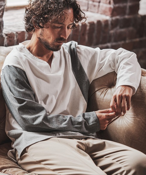 FACTOTUM（ファクトタム）の「mlt3970- Block Color Scheme & Key-neck Long-sleeve T-Shirt カットソー（Tシャツ/カットソー・メンズ・ホワイト/ブラック/ブルー系その他・48/44/46）」の8枚目の写真