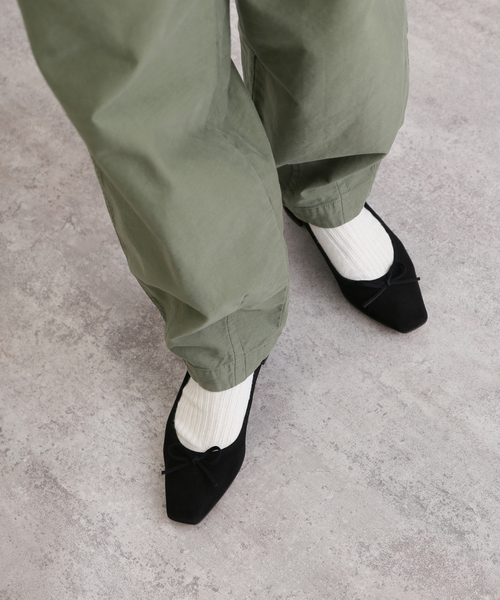 SLOBE IENA(スローブイエナ)の「《WEB限定》SLOBE IENA スクエアバレエシューズ(バレエシューズ・レディース・ブラック/オレンジ/グリーン・22.5cm/23cm/23.5cm/24cm/24.5cm)」の15枚目の写真