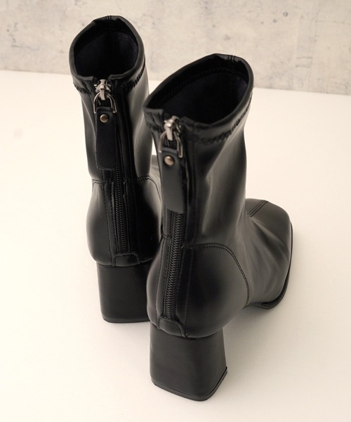 IAMUSE（アイアミューズ）の「スクエアトゥミドルブーツ S0782【IAMUSE】（ブーツ・レディース・アイボリー/ブラック・23cm/24cm/23.5cm/24.5cm）」の14枚目の写真