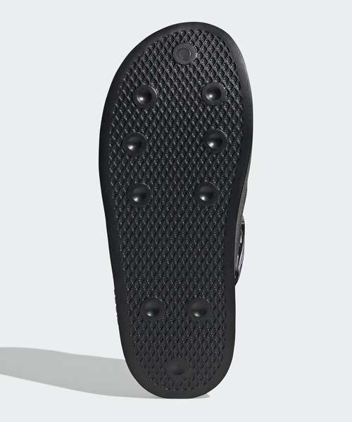 adidas(アディダス)の「パフィレッタ / Puffylette / アディダスオリジナルス(スリッポン・レディース・ブラック/ブラウン・23.5cm/24.5cm/25.5cm/22.5cm/26.5cm/27.5cm/28.5cm)」の5枚目の写真