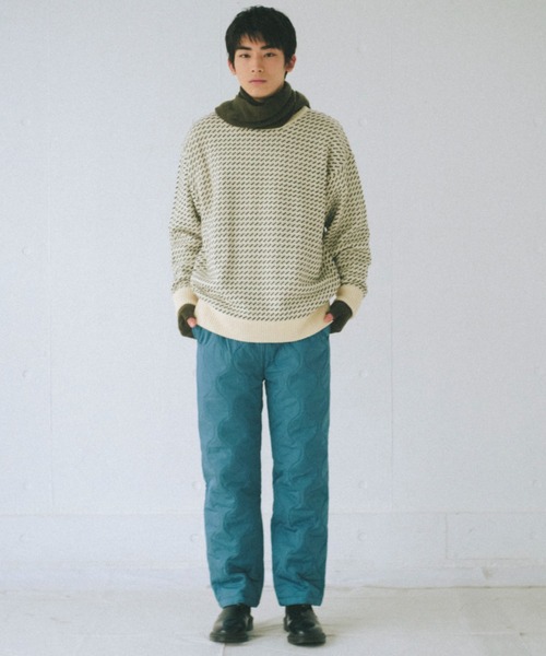 WHIMSIC（ウィムジック）の「【UNISEX】バーズアイクルーネックセーター（ニット/セーター・メンズ・ネイビー/オフホワイト/ブルー/オリーブ・FREE）」の8枚目の写真