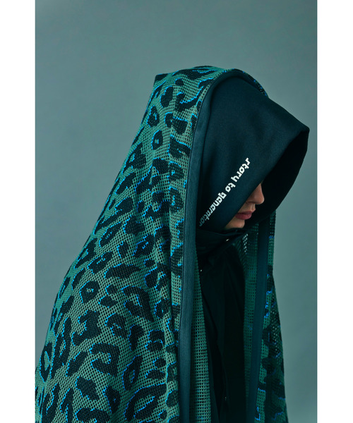 WHIZLIMITED(ウィズリミテッド)の「LEOPARD STOLE(ストール/ショール・メンズ・グレー/ピンク・FREE)」の7枚目の写真