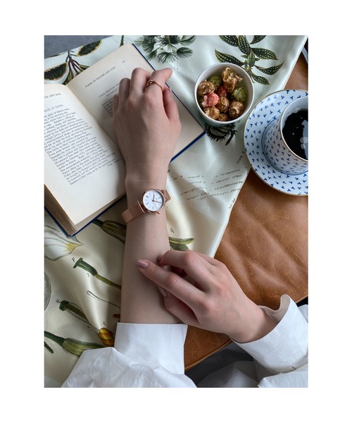 Three Four Time（ｽﾘｰﾌｫｰﾀｲﾑ）の「5気圧防水メッシュウォッチ　/　時計（アナログ腕時計・レディース・ピンク/シルバー・FREE）」の4枚目の写真