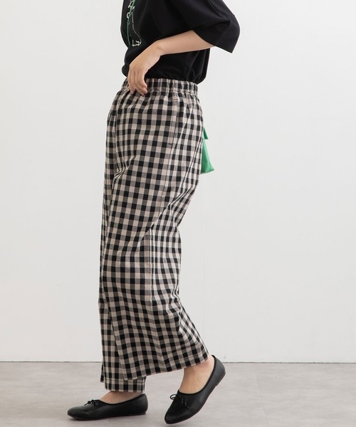 POU DOU DOU(プードゥドゥ)の「コットンサテンストレッチクロップドパンツ(その他パンツ・レディース・ブラック/ブラック系その他/スミクロ・3)」の5枚目の写真