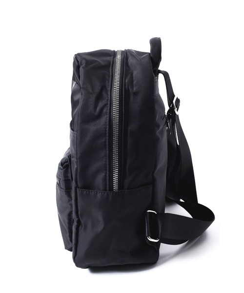 ankoROCK(アンコロック)の「an meets zakka ナイロンサンカクミニリュック(バックパック/リュック・メンズ・A・ONE SIZE)」の8枚目の写真