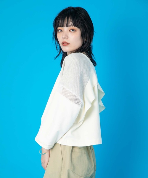 Eimee Law(エイミーロウ)の「ラグラン2WAYロゴトップス(Tシャツ/カットソー・レディース・アイボリー/ブラック・38)」の6枚目の写真
