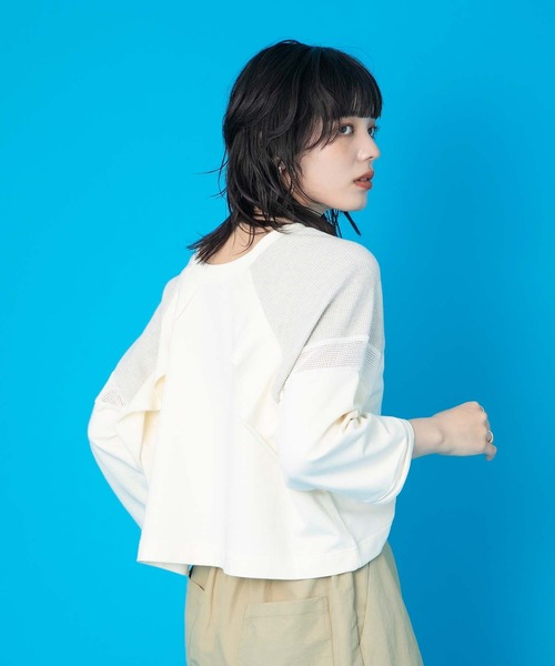 Eimee Law(エイミーロウ)の「ラグラン2WAYロゴトップス(Tシャツ/カットソー・レディース・アイボリー/ブラック・38)」の7枚目の写真