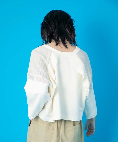 Eimee Law(エイミーロウ)の「ラグラン2WAYロゴトップス(Tシャツ/カットソー・レディース・アイボリー/ブラック・38)」の8枚目の写真