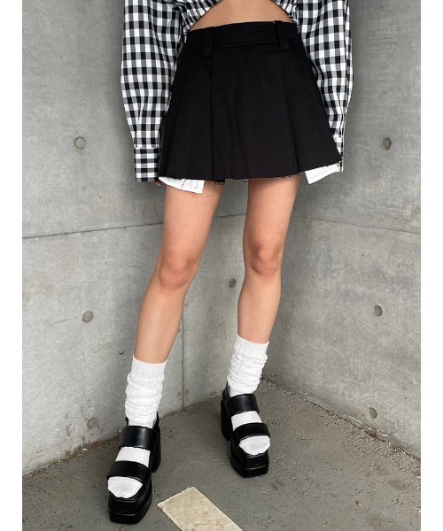 ENVYM（アンビー）の「ローウエストプリーツSK（スカート・レディース・ベージュ/グレー/ブラック・SMALL/MEDIUM）」の8枚目の写真