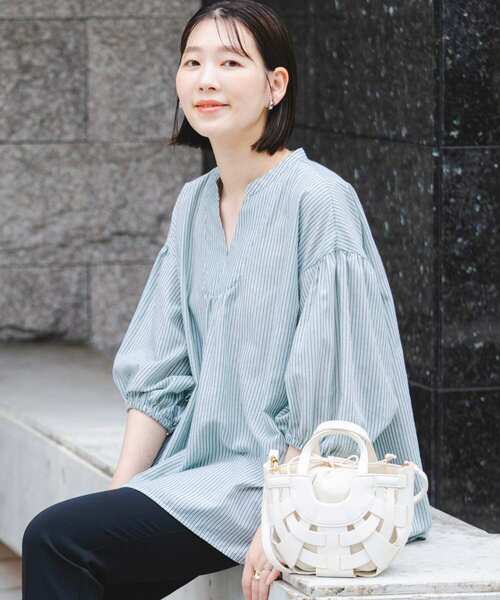 F by ROSSO(エフバイロッソ)の「『URTECH Smart Linen Touch』F by ROSSOイージーリネンボリュームBL(シャツ/ブラウス・レディース・チャコールグレー/ピンク/ベージュ系その他/グリーン系その他/ライトベージュ・FREE)」の4枚目の写真