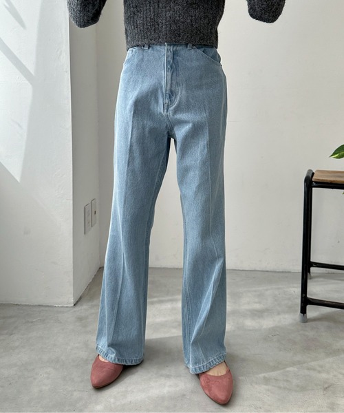 EPIMI E'PIMMY（エピミエピミー）の「センタープレスセミフレアデニム（デニムパンツ・レディース・ネイビー/ブラック/グレー/ブルー・SMALL/MEDIUM）」の13枚目の写真