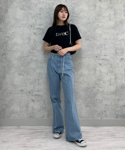 EPIMI E'PIMMY（エピミエピミー）の「センタープレスセミフレアデニム（デニムパンツ・レディース・ネイビー/ブラック/グレー/ブルー・SMALL/MEDIUM）」の8枚目の写真