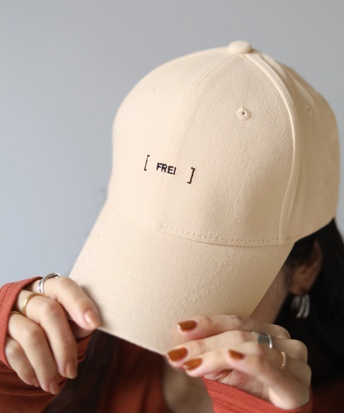 Bab（バブ）の「ロゴ刺繍キャップ（キャップ・レディース・ベージュ/オフホワイト・ONESIZE）」の4枚目の写真