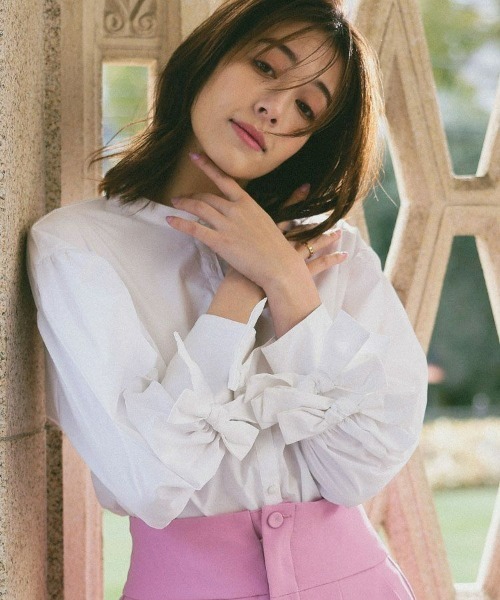 DONOBAN(ドノバン)の「袖リボンブラウス(シャツ/ブラウス・レディース・ブルー系その他/ブルー系その他2/ホワイト/ストライプ/グレイッシュベージュ/ピンク系その他・FREE)」の7枚目の写真