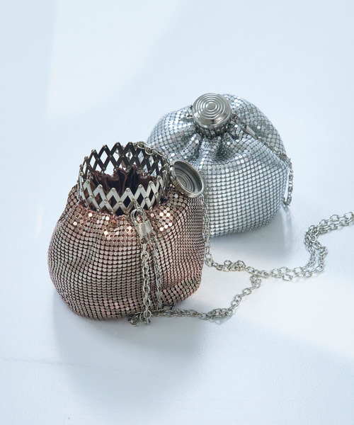 macaroni edge（マカロニエッジ）の「〈macaroni edge/マカロニエッジ〉ジャバラポーチ（ショルダーバッグ・レディース・ブロンズ/シルバー/ブラック/ゴールド・ONE SIZE）」の4枚目の写真