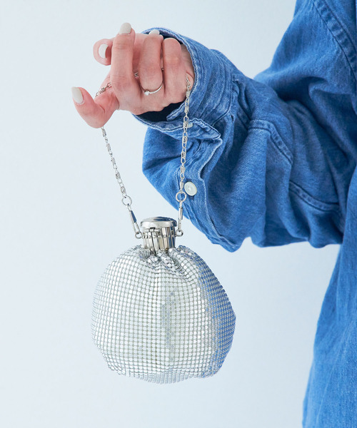 macaroni edge（マカロニエッジ）の「〈macaroni edge/マカロニエッジ〉ジャバラポーチ（ショルダーバッグ・レディース・ブロンズ/シルバー/ブラック/ゴールド・ONE SIZE）」の3枚目の写真