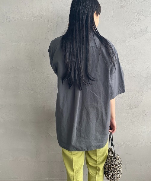 DANTON（ダントン）の「[DANTON/ダントン] コットンリネン ショートスリーブバンドカラーシャツ(無地)（シャツ/ブラウス・レディース・チャコールグレー/アイボリー/ベージュ/サックスブルー・38/42/40）」の13枚目の写真