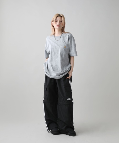 Carhartt(カーハート)の「Carhartt/カーハート オーバーサイズ ワンポイントロゴ ポケ付き半袖Tシャツ(Tシャツ/カットソー・メンズ・ヘザーグレー/ブラック/ブラウン系その他/ブルー系その他3/グリーン系その他2/ダークカーキ/ネイビー/ホワイト/ベージュ系その他/ボルドー/ヘザーチャコール・M/XL/L)」の16枚目の写真