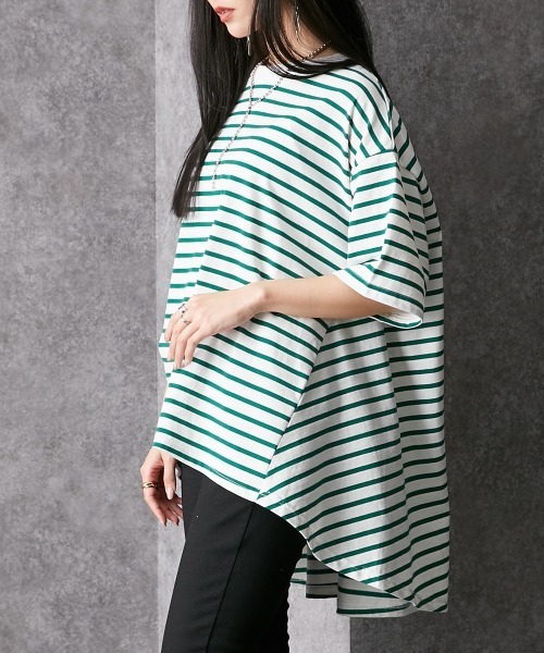 Soiunique（スワユニーク）の「ゆったりサイズバックフレアボーダーＴシャツ ［Soiunique］（Tシャツ/カットソー・レディース・ホワイト×ネイビー/ブラック×ホワイト/ホワイト×ブルー/ホワイト×グリーン・M/L）」の9枚目の写真