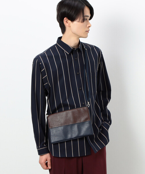 COMME　CA COMMUNE（コムサコミューン）の「★雑誌掲載商品★ フェイクレザー バイカラー スクエアーショルダーバッグ（ショルダーバッグ・メンズ・ネイビー/ブラック×グレー/オリーブ/オリーブ×ブラック・FREE）」の19枚目の写真