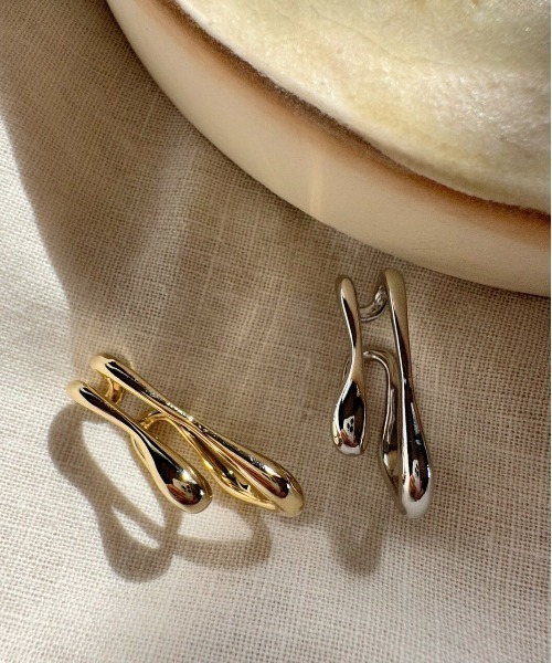 CALIFORNIA OUTFITTERS（カリフォルニア アウトフィッターズ）の「3-ROUGH DOUBLE EARCUFF/ダブル イヤーカフ【LULKA-ルールカ-】（イヤーカフ・レディース・シルバー/ゴールド・FREE）」の4枚目の写真