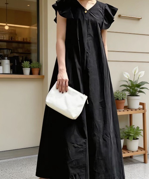 gossip!ロサンゼルス(ゴシップロサンゼルス)の「フリルスリーブ Vネックコットンシンプルカジュアルルーズロングワンピース(ワンピース・レディース・ピンク/ブラック/ベージュ・FREE)」の13枚目の写真