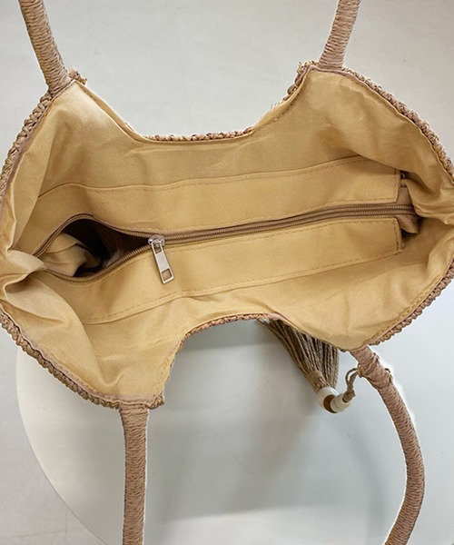 DAY CLOSET(デイ クローゼット)の「【A4収納可】ファスナー付き編み込みカゴトートバッグ(トートバッグ・レディース・ベージュ/ブラウン・ONE SIZE)」の6枚目の写真