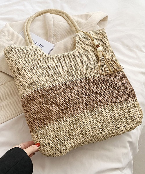 DAY CLOSET(デイ クローゼット)の「【A4収納可】ファスナー付き編み込みカゴトートバッグ(トートバッグ・レディース・ベージュ/ブラウン・ONE SIZE)」の9枚目の写真
