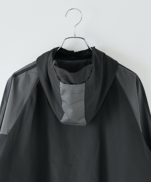 WEGO（ウィゴー）の「WEGO/【一部店限定】ポケットバイカラーウィンドブレーカー（マウンテンパーカー・レディース・グレー/ブラック・FREE）」の15枚目の写真