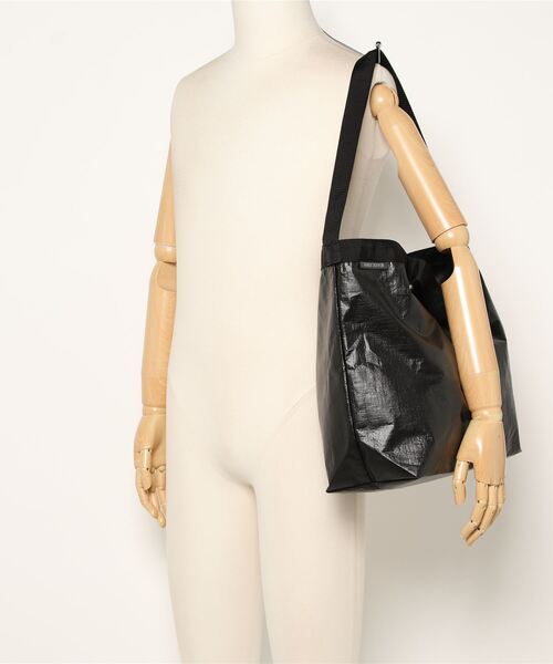 SABLE CLUTCH(セーブルクラッチ)の「2WAY SHOULDER TOTE - PE/DARK(ショルダー トートバッグ)(ショルダーバッグ・レディース・ブラック/オリーブ・ONE SIZE)」の22枚目の写真