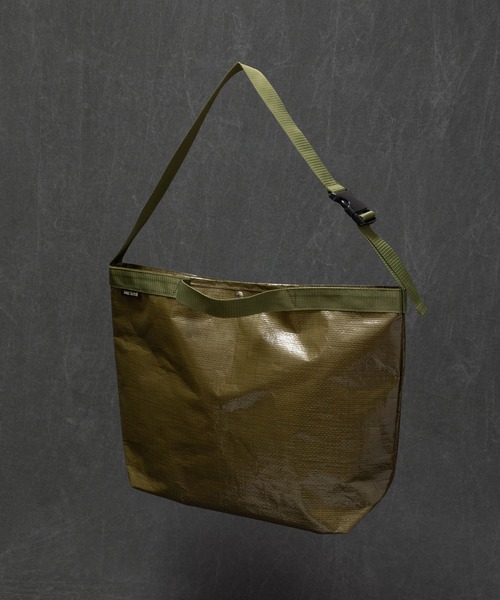 SABLE CLUTCH(セーブルクラッチ)の「2WAY SHOULDER TOTE - PE/DARK(ショルダー トートバッグ)(ショルダーバッグ・レディース・ブラック/オリーブ・ONE SIZE)」の3枚目の写真