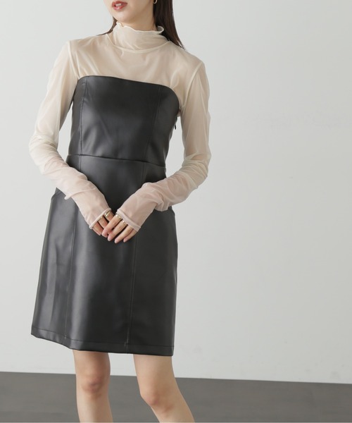 FREE'S MART（フリーズマート）の「◆合皮ミニキャミワンピース（ワンピース・レディース・ブラック/ホワイト・MEDIUM/SMALL）」の11枚目の写真