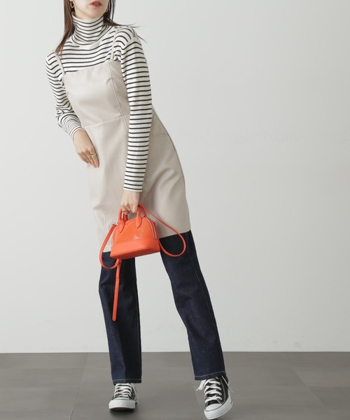 FREE'S MART（フリーズマート）の「◆合皮ミニキャミワンピース（ワンピース・レディース・ブラック/ホワイト・MEDIUM/SMALL）」の5枚目の写真