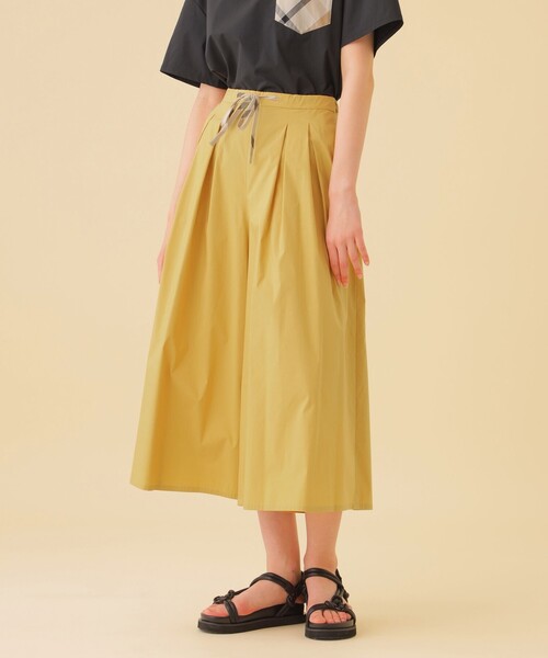ウェザーストレッチタックワイドパンツ