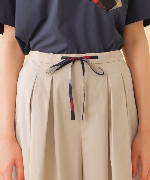ウェザーストレッチタックワイドパンツ
