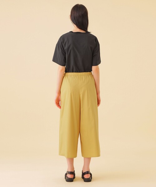 ウェザーストレッチタックワイドパンツ